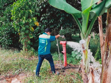 ไฟล์แนบ กปภ.สาขาพังงา ลงพื้นที่ระบายตะกอนในเส้นท่อ 
