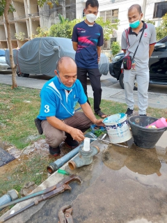 ไฟล์แนบ กปภ.สาขาสามพราน ลงพื้นที่ล้างมาตรวัดน้ำขนาดใหญ่ของการเคหะและเอื้ออาทร