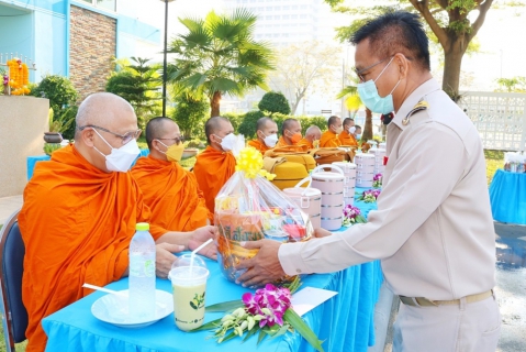 ไฟล์แนบ กปภ.สาขาปทุมธานี จัดพิธีทำบุญตักบาตร ถวายจตุปัจจัยไทยธรรม เนื่องในวันคล้ายวันสถาปนา กปภ. ครบรอบ 43 ปี