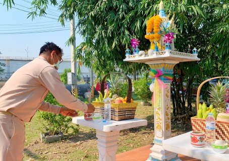 ไฟล์แนบ กปภ.สาขาปทุมธานี จัดพิธีทำบุญตักบาตร ถวายจตุปัจจัยไทยธรรม เนื่องในวันคล้ายวันสถาปนา กปภ. ครบรอบ 43 ปี