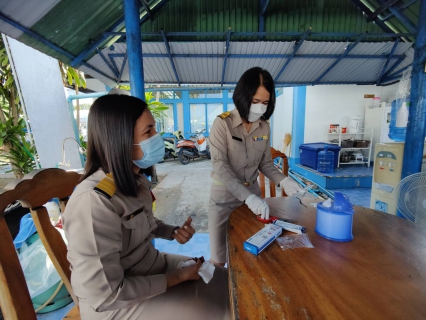 ไฟล์แนบ การประปาส่วนภูมิภาคสาขากาญจนดิษฐ์ดำเนินการตรวจคัดกรองเชิงรุกด้วยชุดตรวจหาเชื้อโควิด-19 แบบ Antigen Test Kit (ATK) และปฏิบัติตามมาตรการป้องกันและควบคุมการแพร่ระบาดของโรคติดเชื้อไวรัสโคโรนา 2019 (Covid -19)