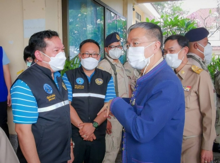 ไฟล์แนบ นายธนาคม จงจิระ อธิบดีกรมการปกครอง ลงพื้นที่ปฏิบัติราชการตรวจราชการในพื้นที่ จ.ประจวบคีรีขันธ์ และ จ.สมุทรสงคราม โดยมี ผู้ช่วยผู้อำนวยการการประปาส่วนภูมิภาคเขต 3 และการประปาส่วนภูมิภาคสาขาสมุทรสงคราม ร่วมให้การต้อนรับ ในฐานะประธานกรรมการการประปาส่วนภูมิภาค 