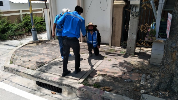 ไฟล์แนบ การประปาส่วนภูมิภาคสาขาสุพรรณบุรี ออกหาท่อรั่วท่อแตก 