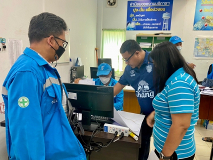 ไฟล์แนบ การประปาส่วนภูมิภาคสาขากระบี่ ดำเนินงานตามแผนบริหารจัดการน้ำสูญเสียเชิงรุก เดินหน้าลงพื้นที่ ตำบลหนองทะเล อำเภอเมืองกระบี่ จังหวัดกระบี่ เดินเท้าหาท่อแตกรั่ว พร้อมซ่อมปิดจุด เพื่อลดการเกิดน้ำสูญเสีย แก้ปัญหาน้ำไหลอ่อน 