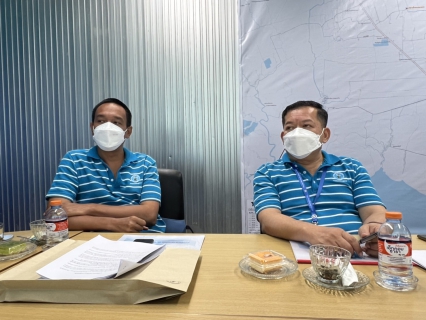 ไฟล์แนบ ผอ.กปภ.ข.3 เข้าร่วมประชุมคณะกรรมการแก้มลิงทุ่งหิน ณ พื้นที่จังหวัดสมุทรสงคราม และลงพื้นที่ตรวจเยี่ยม กปภ.สาขาสมุทรสงคราม