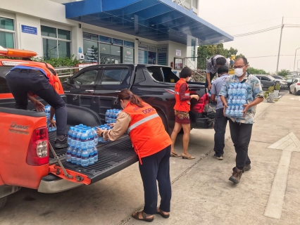 ไฟล์แนบ กปภ.สาขาคลองหลวง ร่วมสนับสนุนน้ำดื่มตราสัญลักษณ์ กปภ. ให้กับสำนักงานป้องกันและบรรเทาสาธารณภัยจังหวัดปทุมธานี