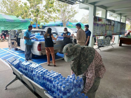 ไฟล์แนบ กปภ.สาขาสมุทรสาคร พร้อมบูรณาการให้บริการประชาชน มอบน้ำบรรจุขวดสนับสนุนกิจกรรมของที่ว่าการอำเภอเมืองสมุทรสาคร