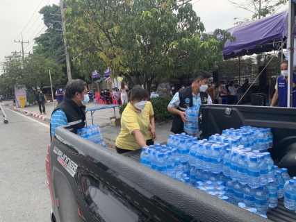 ไฟล์แนบ กปภ.สาขาพนมทวน ปันน้ำใจ สนับสนุนน้ำดื่มบรรจุขวด ให้กับศูนย์ป้องกันและลดอุบัติเหตุทางถนนช่วงเทศกาลสงกรานต์