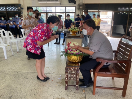 ไฟล์แนบ กปภ.สาขาท่ามะกา เข้าร่วมพิธี รดน้ำขอพร ท่านนายอนุชา หอยสังข์ นายอำเภอท่ามะกา  จังหวัดกาญจนบุรี เนื่องในเทศกาลวันสงกรานต์ (วันขึ้นปีใหม่ไทย) ประจำปี 2565 วันอังคารที่ 12 เมษายน 2565 