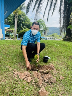 ไฟล์แนบ กปภ.สาขาภูเก็ต ดำเนินการจัดกิจกรรมโครงการ กปภ.ปลูกป่าเพื่อแผ่นดิน เทิดพระเกียรติพระบาทสมเด็จพระบรมชนกาธิเบศร มหาภูมิพลอดุลยเดชมหาราช บรมนาถบพิตร ปี 2565  