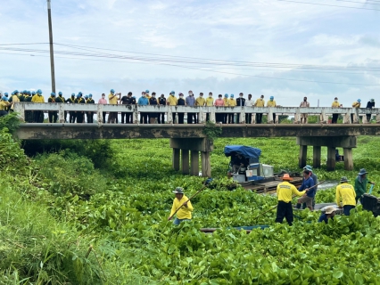 ไฟล์แนบ กปภ.สาขาสมุทรสงคราม ร่วมพิธีเปิดกิจกรรม จิตอาสา เราทำความดี ด้วยหัวใจ ณ ประตูระบายน้ำฝ่ายทับเทียม หมู่ที่ 4 ตำบลแพรกหนามแดง จังหวัดสมุทรสงคราม