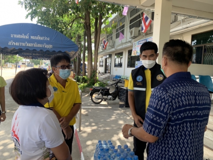 ไฟล์แนบ กปภ.สาขาพนมทวน ร่วมปันน้ำใจ สนับสนุนน้ำดื่มบรรจุขวดให้กับ ที่ว่าการอำเภอพนมทวน
