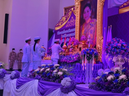 ไฟล์แนบ กปภ.สาขาภูเก็ต เข้าร่วมพิธีถวายราชสักการะและวางพานพุ่ม และพิธีจุดเทียนชัยถวายพระพรชัยมงคล เนื่องในโอกาสวันเฉลิมพระชนมพรรษาสมเด็จพระนางเจ้าฯ พระบรมราชินี