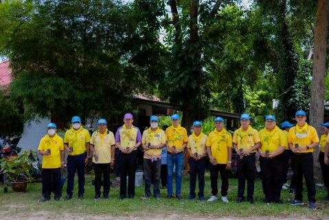 ไฟล์แนบ กปภ.สาขาเกาะพะงัน มอบน้ำดื่มบรรจุขวดตราสัญลักษณ์ กปภ. ในกิจกรรมจิตอาสาปลูกต้นไม้เฉลิมพระเกียรติฯ