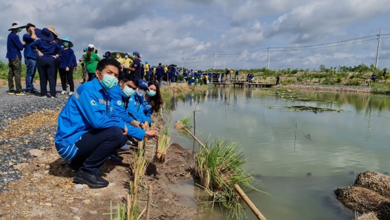 ไฟล์แนบ กปภ.สาขาธัญบุรี ร่วมสนับสนุนน้ำดื่มในการจัดกิจกรรมของจังหวัดปทุมธานี ในพิธีถวายพระพรแด่สมเด็จพระอริยวงศาคตญาณ สมเด็จพระสังฆราช สกลมหาสังฆปริณายก เนื่องในมงคลสมัยคล้ายวันประสูติ 26 มิถุนายน 2565