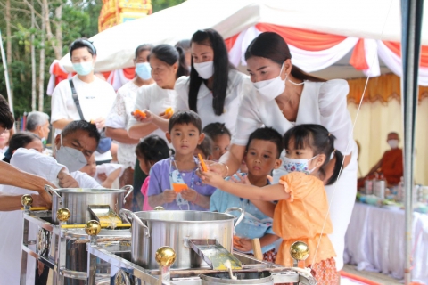 ไฟล์แนบ กปภ. สาขาบ้านตาขุน บริการน้ำดื่มบรรจุขวดตราสัญลักษณ์ กปภ. เพื่อใช้ในโครงการ กิจกรรมหล่อเทียน หลอมใจ เทิดไท้องค์ราชัน