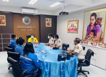 ไฟล์แนบ งานควบคุมคุณภาพน้ำ 2 กปภ.ข.4 ร่วมกับการประปาส่วนภูมิภาคสาขาภูเก็ต เข้าเก็บตัวอย่างน้ำและทดสอบคุณภาพน้ำสำหรับอุปโภคบริโภค ภายใต้ "โครงการราชภัณทัณฑ์ ปันสุข ทำความดี เพื่อชาติ ศาสน์ กษัตริย์ " พร้อมทั้งเป็นการออกพบปะผู้ใช้น้ำรายใหญ่ ณ เรือนจำจังหวัดภูเก็ต