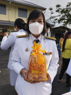 ไฟล์แนบ กปภ.สาขาคลองท่อมเข้าร่วมกิจกรรมตักบาตรเนื่องในโอกาสวันเฉลิมพระชนมพรรษาพระบาทสมเด็จพระเจ้าอยู่หัว