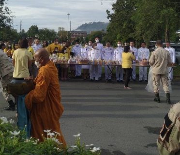 ไฟล์แนบ การประปาส่วนภูมิภาคสาขาตะกั่วป่า เข้าร่วมพิธีทำบุญตักบาตรถวายเป็นพระราชกุศล เนื่องในโอกาสวันเฉลิมพระชนมพรรษา พระบาทสมเด็จพระเจ้าอยู่หัว 28 กรกฎาคม 2565