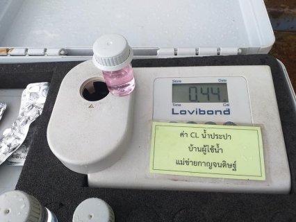 ไฟล์แนบ วันพุธที่ 27 กรกฎาคม 2565 นายสุรพงศ์ สมหวัง ผจก.กปภ.สาขากาญจนดิษฐ์  มอบหมายให้พนักงานในสายงานผลิต ออกพื้นที่ตรวจสอบคุณภาพน้ำประปา โดยการตรวจวัดค่าคลอรีน ค่าความขุ่นในน้ำประปาณ ณ บ้านเขาแก้ว  ซอยหวังวัดทุ่งกง ตำบลทุ่งกง   อำเภอกาญจนดิษฐ์ โดยเป็นการตรวจสอบและควบคุมคุณภาพน้ำประปาในระบบจ่าย ตามโครงการจัดการน้ำสะอาด (WSP) ตามจุดควบคุมตรวจสอบตามแผนที่กำหนด  ผลการตรวจสอบคุณภาพน้ำเป็นไปตามเกณฑ์มาตรฐาน กปภ.