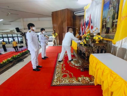ไฟล์แนบ กปภ.สาขาท่ามะกา ร่วมพิธีถวายเครื่องราชสักการะและวางพานพุ่ม และพิธีจุดเทียนถวายพระพรชัยมงคล เฉลิมพระเกียรติพระบาทสมเด็จพระเจ้าอยู่หัว  เนื่องในโอกาสมหามงคลเฉลิมพระชนมพรรษา 28 กรกฎาคม 2565  ช่วงเย็น  