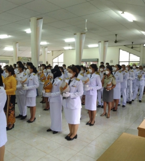 ไฟล์แนบ การประปาส่วนภูมิภาคสาขาตะกั่วป่า ร่วมพิธีถวายเครื่องราชสักการะ วางพานพุ่ม และจุดเทียนถวายพระพรชัยมงคล เนื่องในโอกาสมหามงคลเฉลิมพระชนมพรรษา 70 พรรษา พระบาทสมเด็จพระปรเมนทรรามาธิบดีศรีสินทรมหาวชิราลงกรณ พระวชิรเกล้าเจ้าอยู่หัว 28 กรกฎาคม 2565