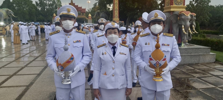 ไฟล์แนบ กปภ.สาขาอ่าวลึก เข้าร่วมพิธีถวายเครื่องราชสักการะและวางพานพุ่ม และพิธีจุดเทียนชัยถวายพระพร เนื่องในโอกาสวันเฉลิมพระชนมพรรษา พระบาทสมเด็จพระเจ้าอยู่หัว