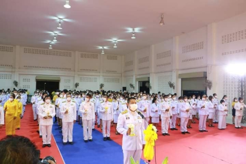 ไฟล์แนบ วันพฤหัสบดีที่ 28 กรกฎาคม 2565 กปภ.สาขากาญจนดิษฐ์ โดยนายสุรพงศ์ สมหวัง ผู้จัดการ กปภ.สาขากาญจนดิษฐ์ มอบหมายพนักงานในสังกัด ร่วมพิธีถวายเครื่องราชสักการะ วางพานพุ่มและถวายพระพรชัยมงคล เนื่องในโอกาสมหามงคลเฉลิมพระชนมพรรษา 70 พรรษา พระบาทสมเด็จพระปรเมนทรรามาธิบดีศรีสินทรมหาวชิราลงกรณ พระวชิรเกล้าเจ้าอยู่หัว 28 กรกฎาคม 2565 ณ ศาลาประชาคมที่ว่าการอำเภอกาญจนดิษฐ์   อำเภอกาญจนดิษฐ์  จังหวัดสุราษฎร์ธานี 