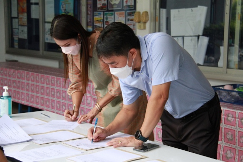 ไฟล์แนบ กปภ.ข.6 จัดกิจกรรมโครงการโรงงานสีขาว สุ่มตรวจสุขภาพพนักงาน (ตรวจหาสารเสพติด)