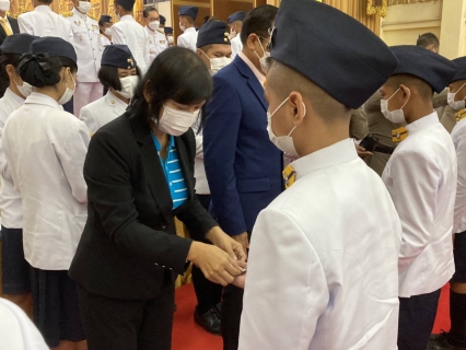 ไฟล์แนบ การประปาส่วนภูมิภาคสาขาคลองท่อมเข้าร่วมพิธีมอบเข็มเครื่องหมาย ภปร. และหมวกหนีบให้กับนักเรียนใหม่ โรงเรียนกาญจนาภิเษกวิทยาลัยกระบี่