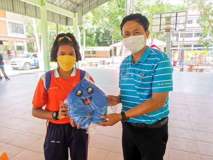 ไฟล์แนบ กปภ.สาขาปราณบุรี ร่วมกับ กปภ.ข.3 แสดงความรับผิดชอบต่อสังคม มอบรอยยิ้มให้แก่นักเรียน  โรงเรียนเพชรบุรีปัญญานุกูล 