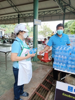 ไฟล์แนบ การประปาส่วนภูมิภาคสาขาอ่าวลึกร่วมบริการน้ำดื่มตราสัญลักษณ์ให้แก่ประชาชน ที่มาให้การต้อนรับพลเอก กัมปนาท รุดดิษฐ์ องคมนตรี 