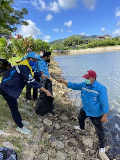ไฟล์แนบ กปภ.สาขาภูเก็ต จัดกิจกรรม "โครงการรวมพลังจิตอาสา กปภ. เทิดไท้องค์ราชัน พระพันปีหลวง" 