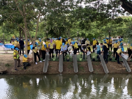 ไฟล์แนบ กปภ.สาขาพนมทวน ร่วมกิจกรรมจิตอาสาปล่อยปลาเฉลิมพระเกียรติสมเด็จพระนางเจ้าสิริกิติ์ พระบรมราชินีนาถ พระบรมราชชนนีพันปีหลวง เนื่องในวันเฉลิมพระชนมพรรษา ๑๒ สิงหาคม ๒๕๖๕