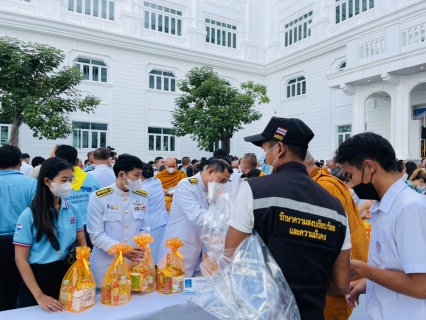 ไฟล์แนบ กปภ.สาขาภูเก็ต เข้าร่วมพิธีทำบุญตักบาตรข้าวสารอาหารแห้งพระสงฆ์และสามเณร เนื่องในโอกาสวันเฉลิมพระชนมพรรษา สมเด็จพระนางเจ้าสิริกิติ์ พระบรมราชินีนาถ พระบรมราชชนนีพันปีหลวง