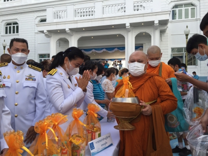 ไฟล์แนบ กปภ.สาขาภูเก็ต เข้าร่วมพิธีทำบุญตักบาตรข้าวสารอาหารแห้งพระสงฆ์และสามเณร เนื่องในโอกาสวันเฉลิมพระชนมพรรษา สมเด็จพระนางเจ้าสิริกิติ์ พระบรมราชินีนาถ พระบรมราชชนนีพันปีหลวง