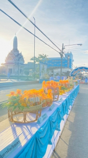 ไฟล์แนบ การประปาส่วนภูมิภาคสาขาชุมพรร่วมกิจกรรม ทำบุญตักบาตร เนื่องในวันเฉลิมพระชนมพรรษา สมเด็จพระนางเจ้าสิริกิติ์ พระบรมราชินีนาถ พระบรมราชชนนีพันปีหลวง เนื่องในโอกาสมหามงคลเฉลิมพระชนมพรรษา 90 พรรษา ณ ลานเทศบาลเมืองชุมพร