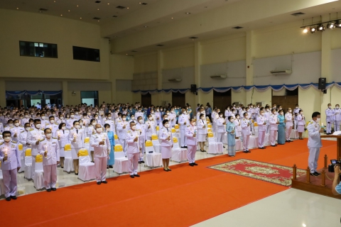 ไฟล์แนบ ร่วมพิธีถวายเครื่องราชสักการะ วางพานพุ่ม 12 ส.ค.65