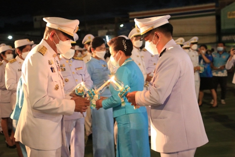 ไฟล์แนบ การประปาส่วนภูมิภาคสาขาชุมพร ร่วมกิจกรรม พิธีถวายเครื่องราชสักการะ วางพานพุ่ม และพิธีจุดเทียนถวายพระพรชัยมงคล สมเด็จพระนางเจ้าสิริกิติ์ พระบรมราชินีนาถ พระบรมราชชนนีพันปีหลวง เนื่องในโอกาสมหามงคลเฉลิมพระชนมพรรษา 90 พรรษา 12 สิงหาคม 2565 ณ บริเวณ หน้าสำนักงานเทศบาลเมืองชุมพร