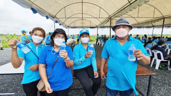 ไฟล์แนบ กปภ. 4 สาขาในพื้นที่จังหวัดปทุมธานี มอบน้ำดื่มบรรจุขวดตราสัญลักษณ์ กปภ. เพื่อสนับสนุนในกิจกรรมปลูกต้นไม้เฉลิมพระเกียรติสมเด็จพระนางเจ้าสิริกิติ์ พระบรมราชินีนาถ พระบรมราชชนนีพันปีหลวง  เนื่องในโอกาสมหามงคลเฉลิมพระชนมพรรษา 90 พรรษา 12 สิงหาคม 2565