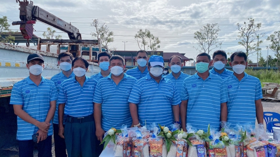 ไฟล์แนบ การประปาส่วนภูมิภาคสาขากุยบุรี ร่วมทำบุญตักบาตรพระสงฆ์ เพื่อถวายเป็นพระราชกุศลแด่ สมเด็จพระนางเจ้าสิริกิติ์ พระบรมราชินีนาถ พระบรมราชชนนีพันปีหลวง เนื่องในโอกาสมหามงคลเฉลิมพระชนมพรรษา 90 พรรษา 12 สิงหาคม 2565 หรือ "วันแม่แห่งชาติ" 