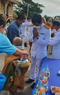ไฟล์แนบ กปภ.สาขาพนมทวน เข้าร่วมพิธีทำบุญตักบาตรพระภิกษุเฉลิมพระเกียรติ พระนางเจ้าสิริกิติ์ พระบรมราชินีนาถ พระบรมราชชนนีพันปีหลวง เนื่องในวันเฉลิมพระชนมพรรษา ๑๒ สิงหาคม ๒๕๖๕