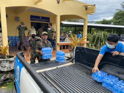 ไฟล์แนบ การประปาส่วนภูมิภาคสาขาจันดี สนับสนุนน้ำดื่มบรรจุขวดตราสัญลักษณ์ กปภ. เพื่อใช้ในพิธีเปิดการแข่งขันกีฬา กรีฑา นักเรียน นักศึกษา และประชาชน อ.ช้างกลาง ในวันที่ 17 สิงหาคม 2565 