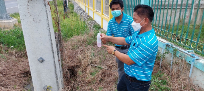 ไฟล์แนบ กปภ.สาขาปราณบุรี ลงพื้นที่ออกหาท่อแตก-ท่อรั่ว เชิงรุก (Active Leak Control) ตรวจสอบปัญหาน้ำไหลอ่อน พร้อมแก้ไขทันที ตามแผนลดน้ำสูญเสีย บริเวณ หมู่บ้านหนองยิงหมี ตำบลหนองตาแต้ม อำเภอปราณบุรี จังหวัดประจวบฯ 