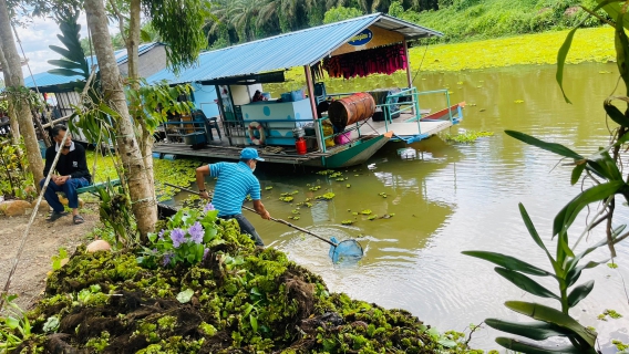 ไฟล์แนบ การประปาส่วนภูมิภาคสาขาชุมพร ร่วมกิจกรรมโครงการรวมพลังจิตอาสา กปภ.เทิดไท้องค์ราชัน พระพันปีหลวง ณ.บริเวณท่าเทียบแพรัฐวิสาหกิจชุมชน หนองใหญ่ ม.12 ต.บางลึก อ.เมือง จ.ชุมพร 