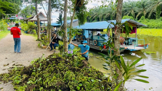 ไฟล์แนบ การประปาส่วนภูมิภาคสาขาชุมพร ร่วมกิจกรรมโครงการรวมพลังจิตอาสา กปภ.เทิดไท้องค์ราชัน พระพันปีหลวง ณ.บริเวณท่าเทียบแพรัฐวิสาหกิจชุมชน หนองใหญ่ ม.12 ต.บางลึก อ.เมือง จ.ชุมพร 