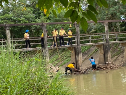 ไฟล์แนบ การประปาส่วนภูมิภาคสาขากาญจนดิษฐ์จัดกิจกรรม " โครงการรวมพลังจิตอาสา กปภ. เทิดไท้องค์ราชัน พระพันปีหลวง"