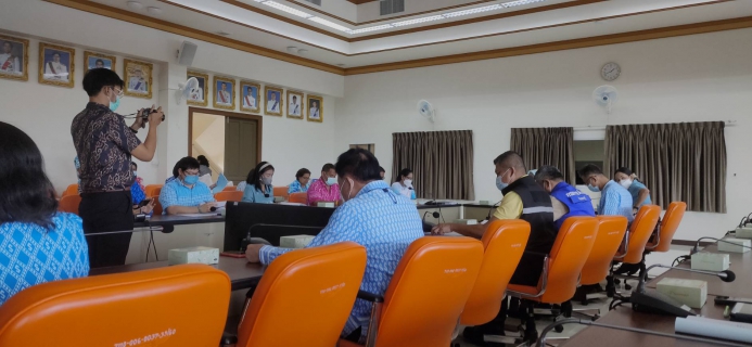 ไฟล์แนบ กปภ.สาขาภูเก็ต   เช้าร่วมประชุมคณะกรรมการบริหารศูนย์อำนวยการขจัดความยากจนและพัฒนาคนทุกช่วงวัยอย่างยั่งยืนตามหลักปรัชญาของเศรษฐกิจพอเพียง