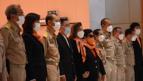 ไฟล์แนบ กปภ.สาขารังสิต(พ) เข้าร่วมพิธีมอบถุงยังชีพพระราชทานแก่ราษฏรที่ประสบอุทกภัยในจังหวัดปทุมธานี