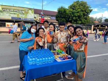 ไฟล์แนบ กปภ.สาขากำแพงเพชร สนับสนุนน้ำดื่มบรรจุขวดตราสัญลักษณ์ กปภ.ในงานประเพณีสารทไทย - กล้วยไข่ และของดีเมืองกำแพง ประจำปี 2565
